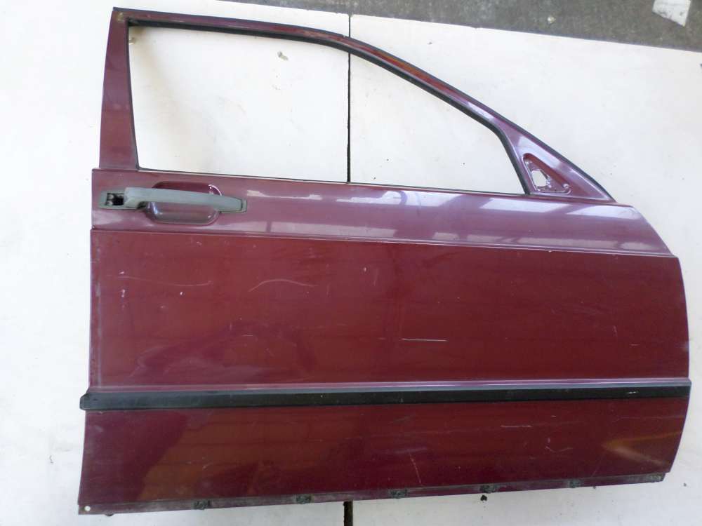 Mercedes Benz 190E W201 Tür Vorne Rechts Farbe: Rot