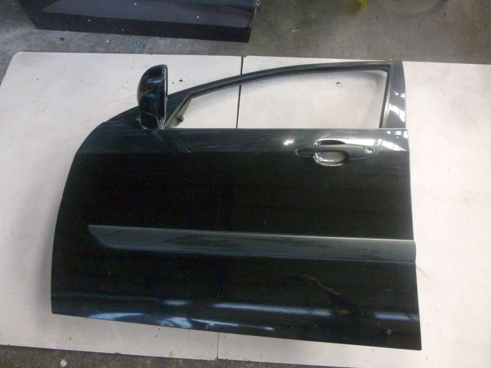 Ford Focus Kombi Bj 2002 Fahrertür Tür Vorne Links Farbe: Schwarz