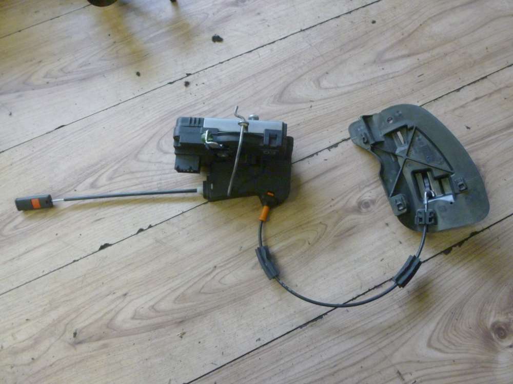 Original Opel Corsa C Türschloss mit ZV Hinten links 24434884 13104263G 13104265P