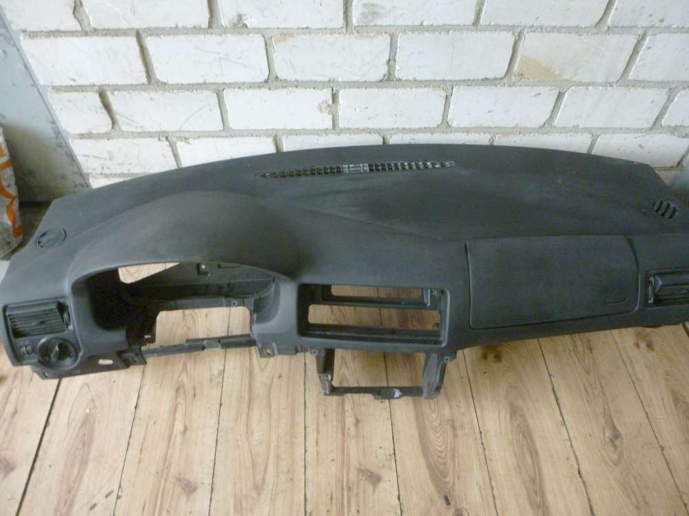 Original VW Golf 4 Armaturenbrett Schalttafel Cockpit