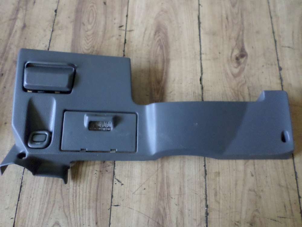 HONDA CR V Bj:2000 Armaturenbrett Unterteil Dashboard Lower Part