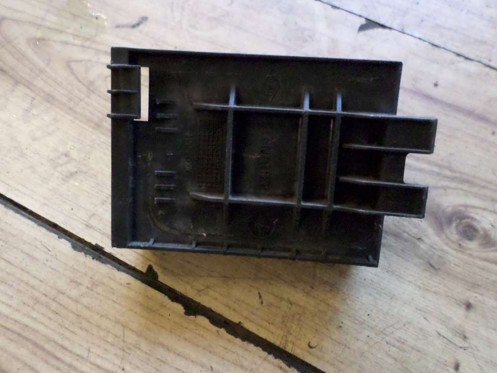 Original Renault Megane scenic Verkleidung 7700425325