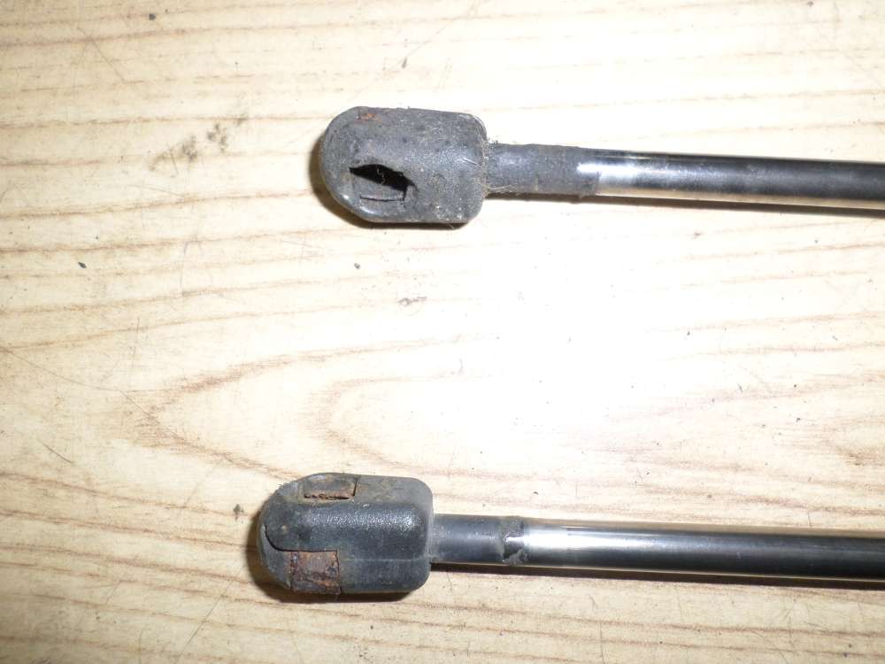Original OPEL CORSA B Heckklappendämpfer 904812702447B