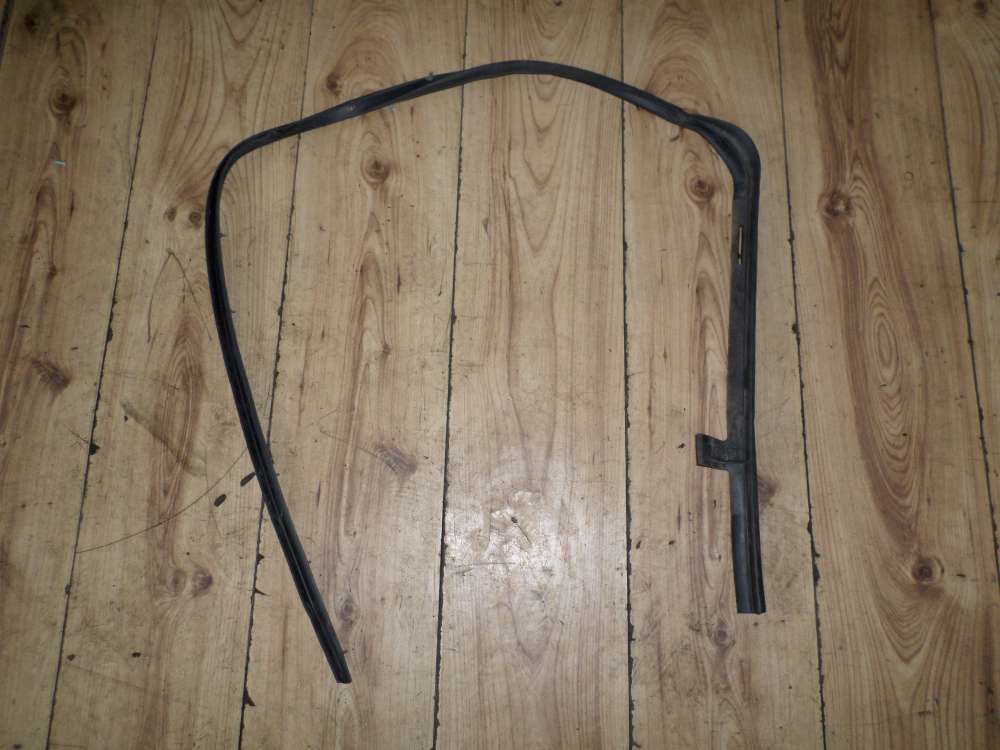 Original VW Golf 4 Fenstergummi Tür Hinten Rechts Türgummi Dichtung Scheibe