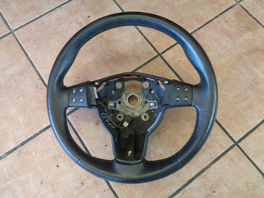 Seat Altea 5P Lenkrad Lederlenkrad ohne Airbag 5P0419091C