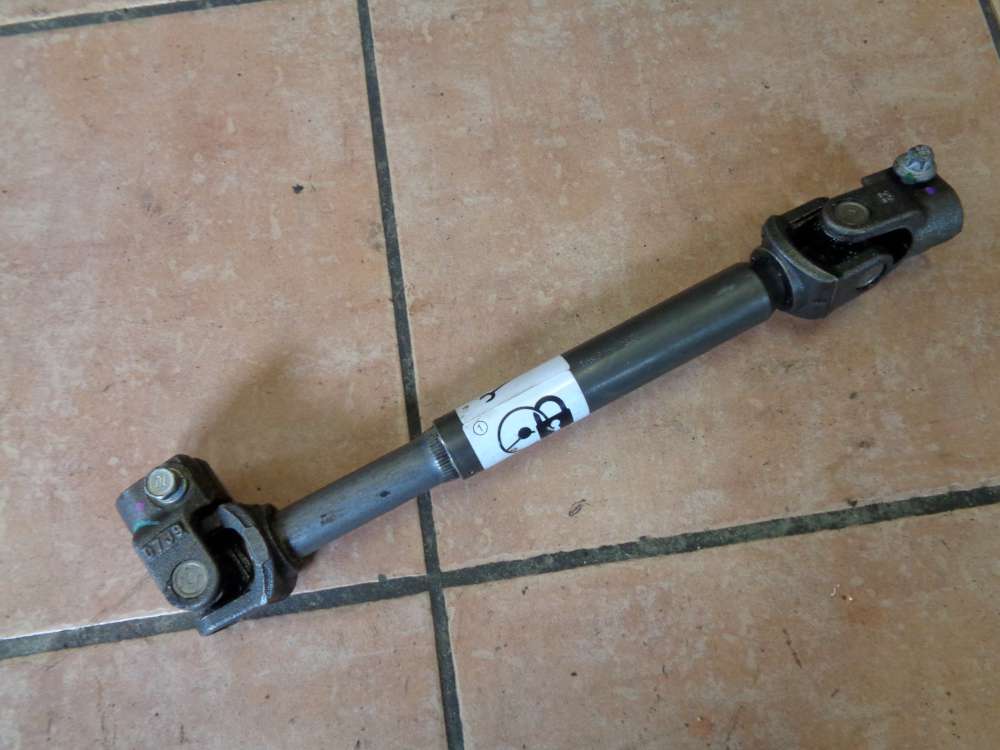 Ford Fiesta VI Kreuzgelenk Servolenkung