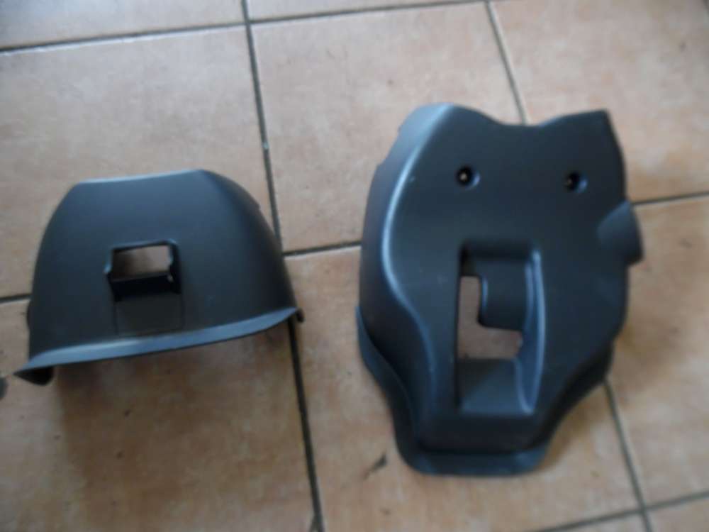 Renault Twingo Lenkradverkleidung Abdeckung 8200536459