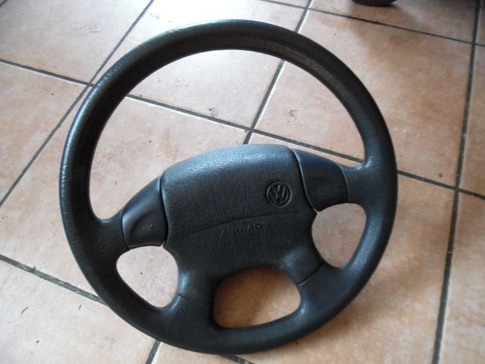 VW Golf III / IV Cabrio Lenkrad 3A0419091
