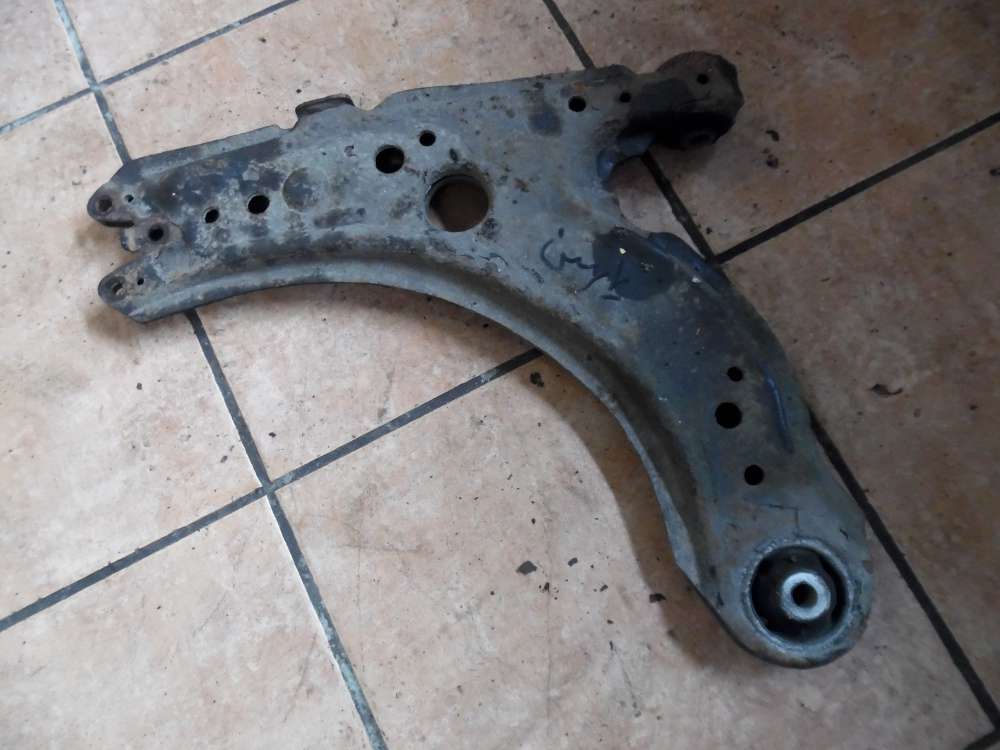 VW Golf IV 1,8 Querlenker Vorne Rechts