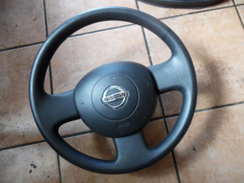 Nissan Micra K12 Lenkrad