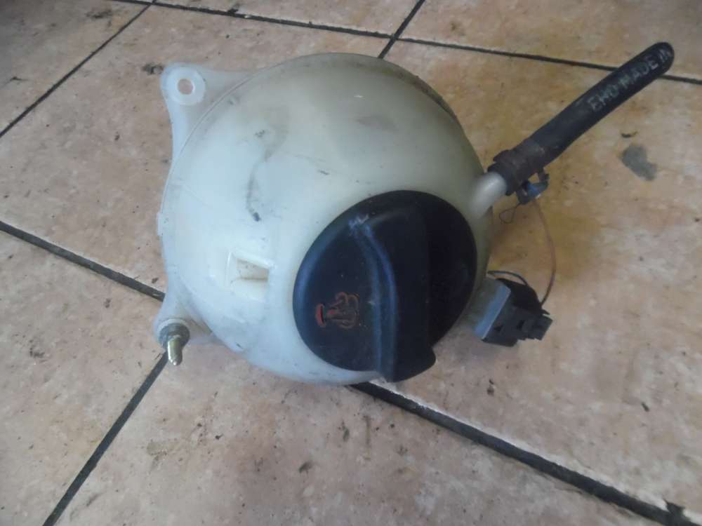 VW Polo 6N Ausgleichsbehälter 6N0121407