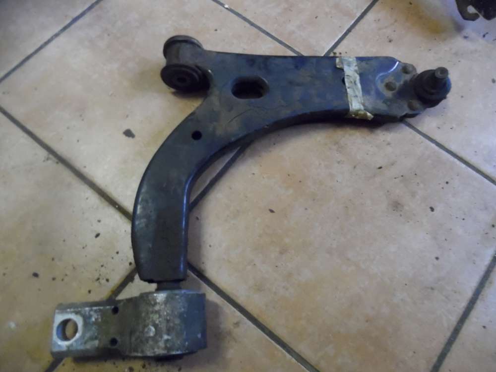Ford Fusion JU Querlenker Vorne unten Rechts