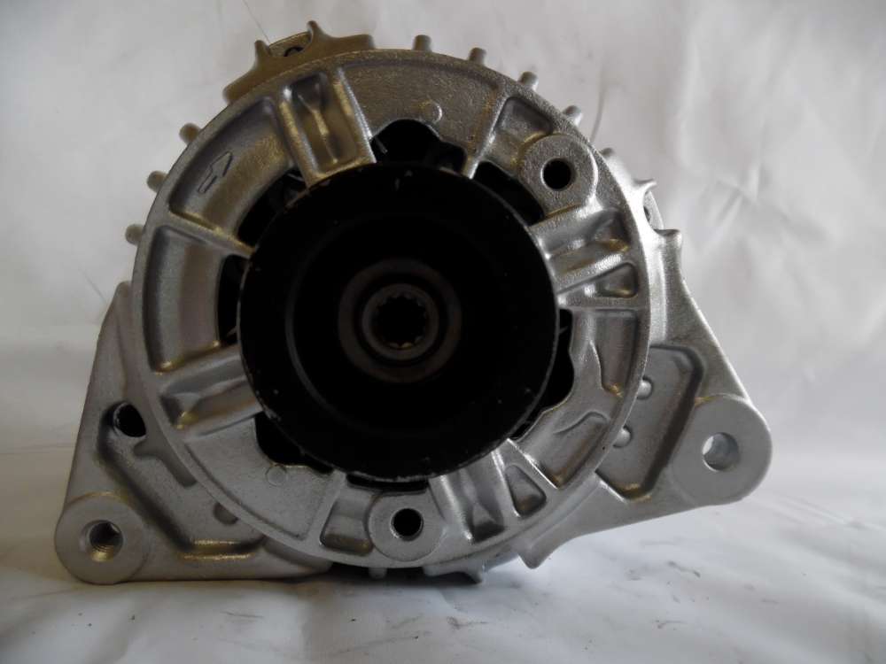 Lichtmaschine Generator 90A Ford Ka Bosch 0123320050 97KB10300AA