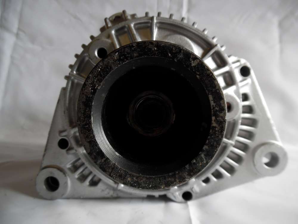 Lichtmaschine Generator 90A Mercedes-Benz 0091540202 Bosch 0123335002