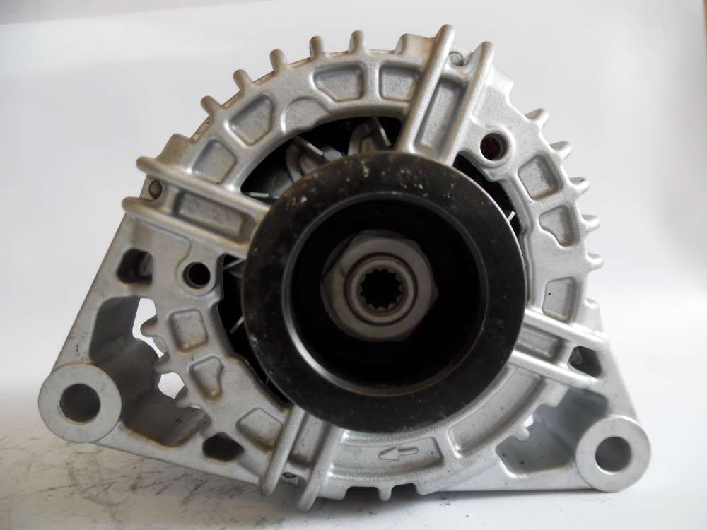Lichtmaschine Generator 100A Opel 0124425021 Bosch 55556068