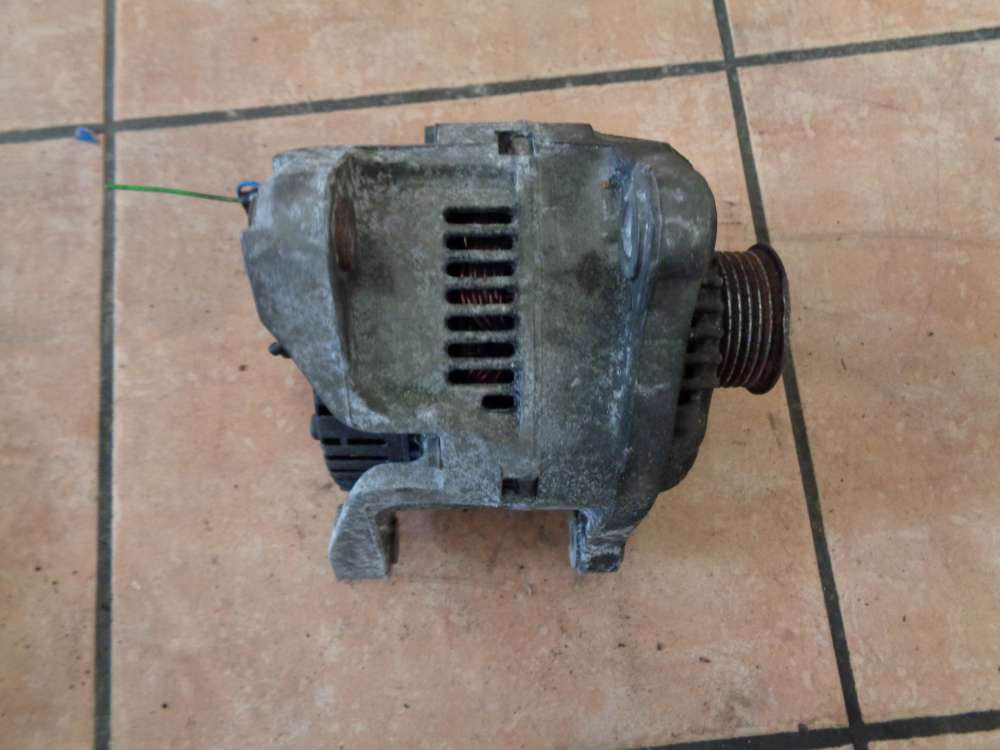 BMW 318i E46 Bj:2000 Lichtmaschine Generator 7509101 2542515A VALEO 90A