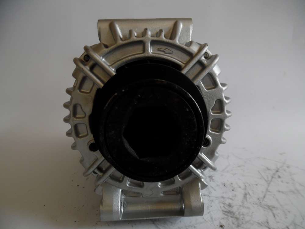 Lichtmaschine Generator 98A Renault, Dacia 8200692865 Bosch 0124415040