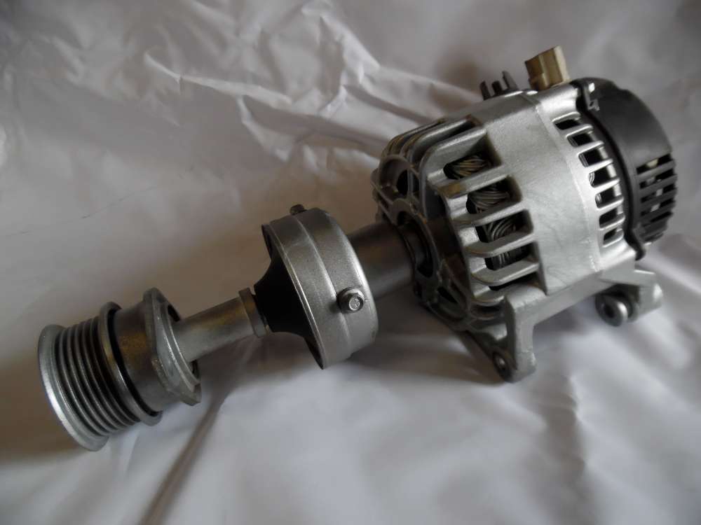 Ford Focus DNW  1.8 TDCi  Bj:1999 Lichtmaschine Generator A05A 98FF10A352AE , 83625480