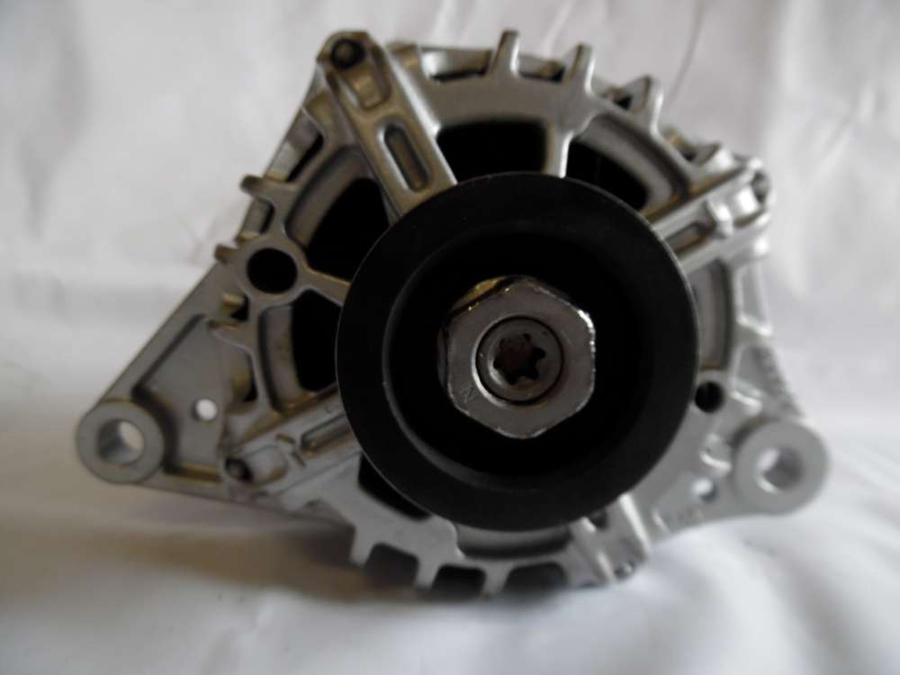 Lichtmaschine Generator 80A Nissan Micra K12, Note E11 Valeo 23100AX62A