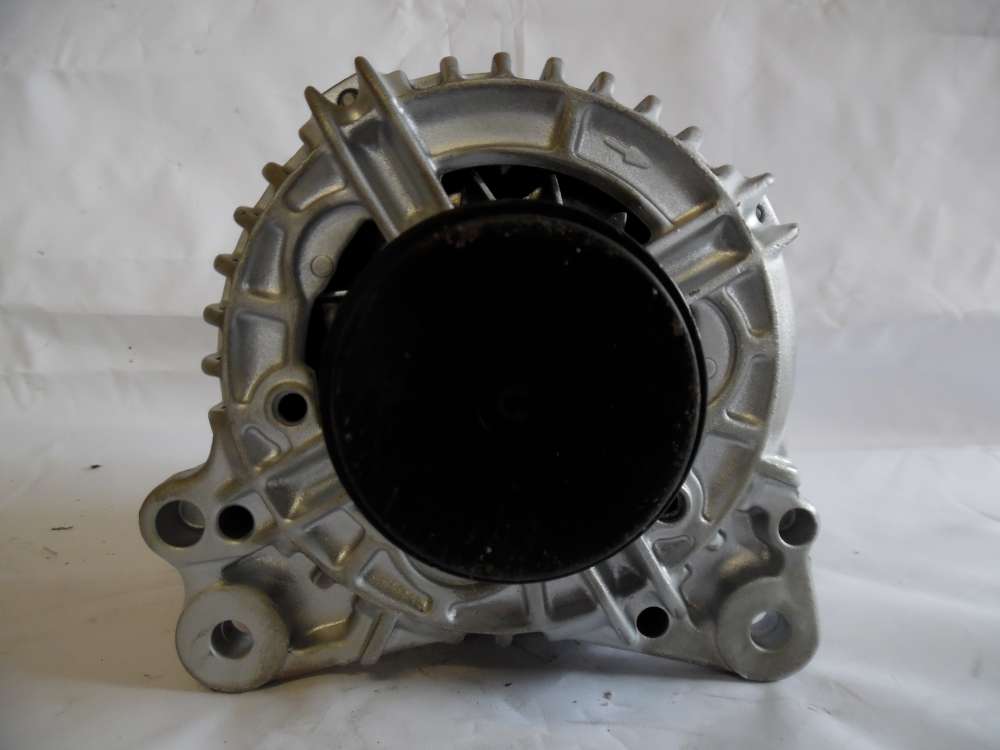 Lichtmaschine Generator 120A VW, Audi, Seat, Ford, Skoda 028903028E Bosch 0124515010