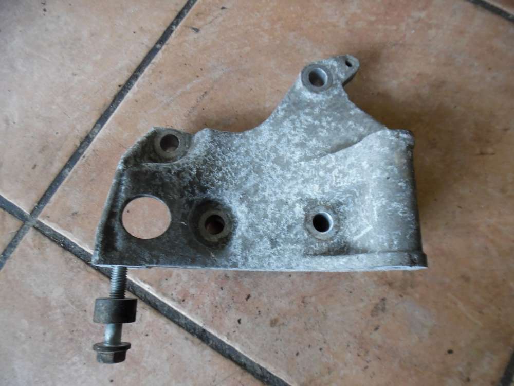 Renault Clio II Halter Tr?ger Lichtmaschine 7700864288