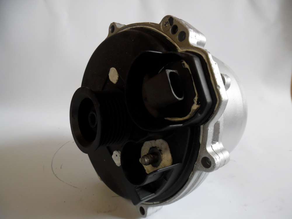 Lichtmaschine Wassergek?hlt 150A BMW 5er, 7er Bosch 0122468015 1705483