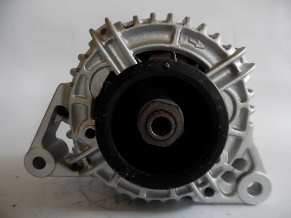Lichtmaschine Generator 140A VW, Audi, Skoda 078903016AB Bosch 0124525008