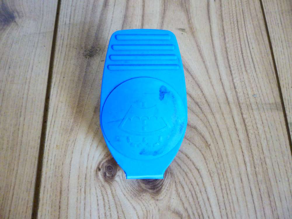 Audi A4 Deckel für Wischwasserbehälter 8D0955455