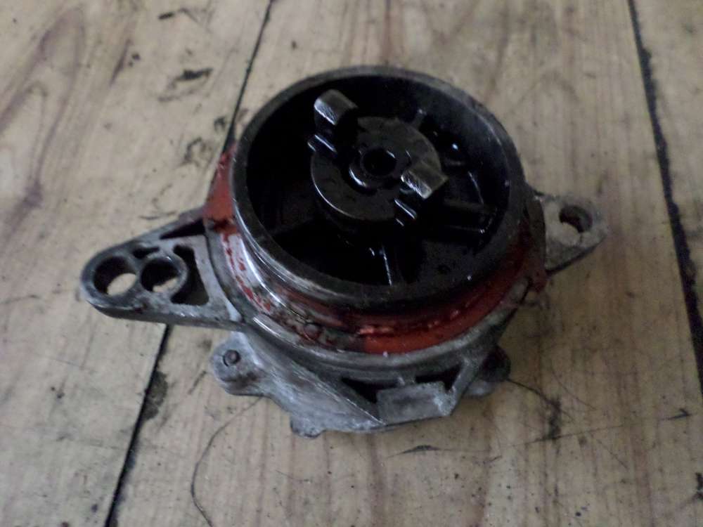 BMW E34 2,5TDS Vakuumpumpe Unterdruckpumpe 2249939