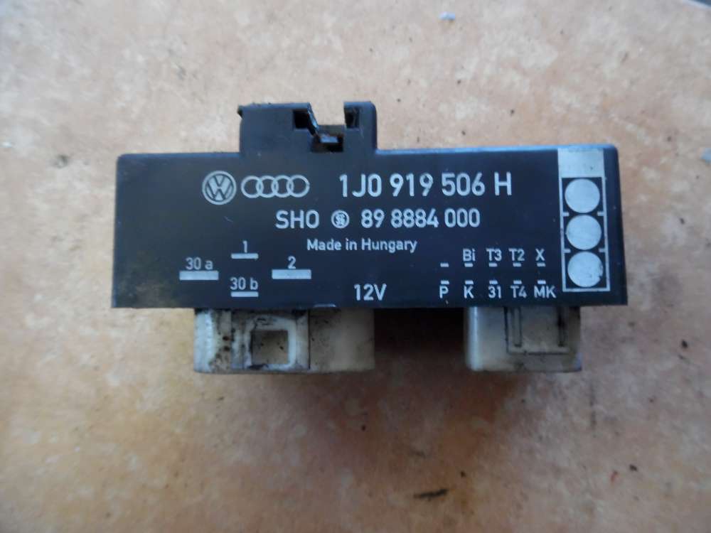 VW Golf 4 Bj.1998 Steuergerät Lüfter Kühlerlüfter Lüftersteuergerät 1J0919506H