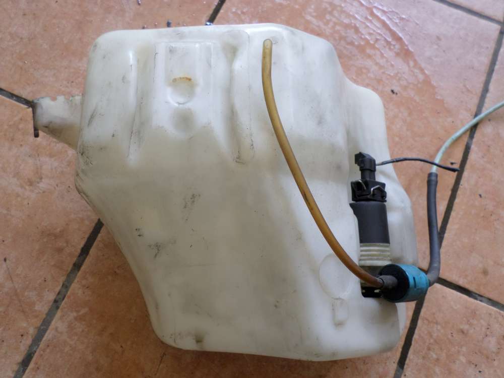 VW Passat 35i Scheibenwaschbehälter Wischwasserbehälter mit Pumpe 3A0955453
