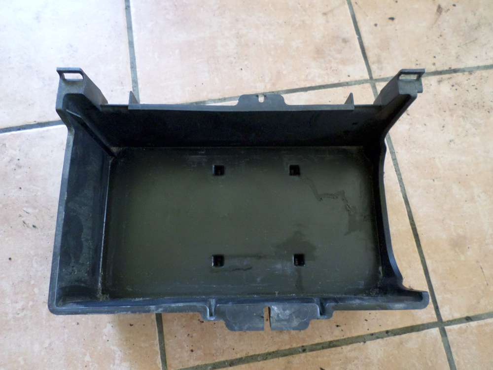 Ford Mondeo Kombi Akkugeh?use Akkukasten Batteriekasten 1S7T10757
