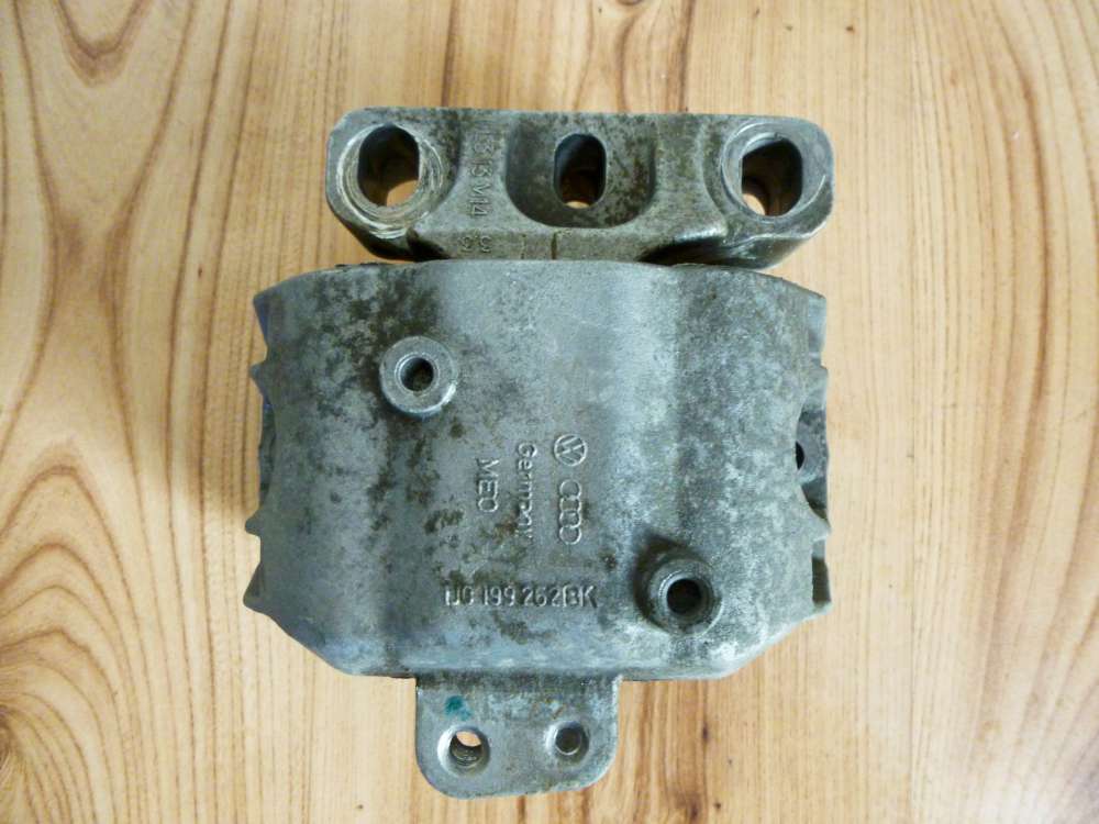 Audi , VW Passat Bj.2000 Motorhalter Getriebelager 1J0199262BK