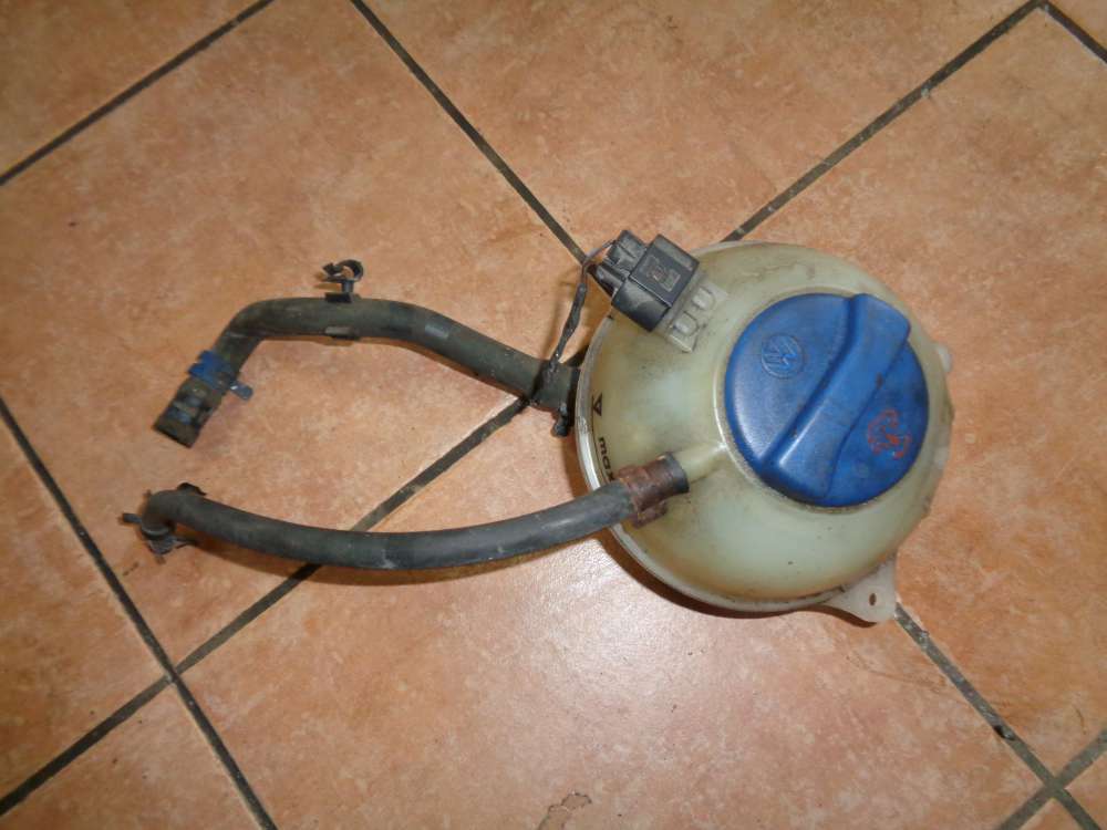 VW Polo 6N2 Original Kühlwasserausgleichsbehälter Ausgleichsbehälter 6N0121407A