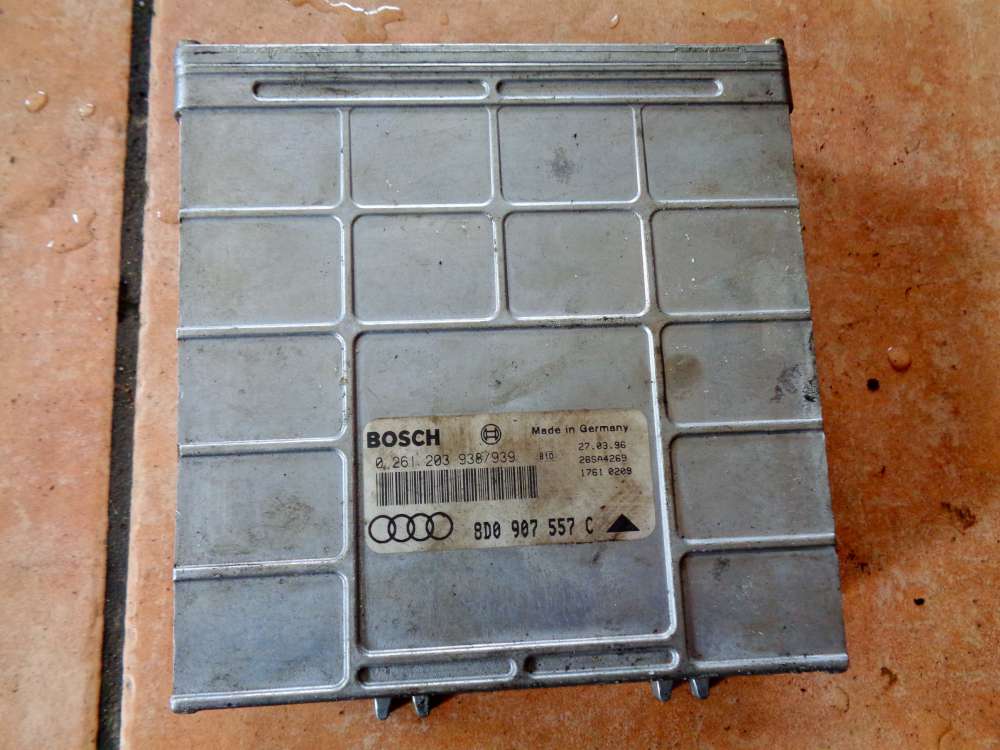 VW Audi BOSCH Motorsteuergerät 0261203939C