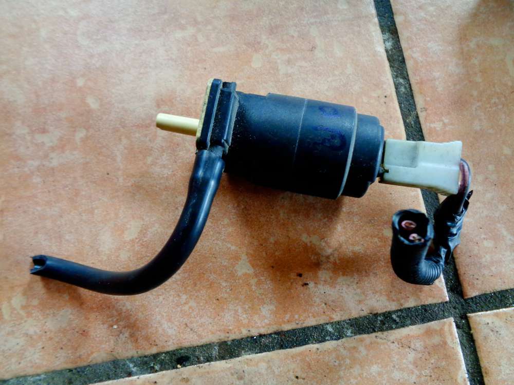 Alfa Romeo 147 Bj:2001 Elektropumpe Scheibenwaschanlage