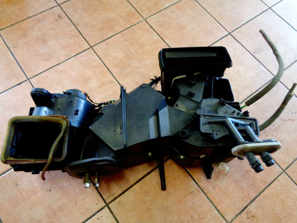 VW Golf 4 Bj:2000 Valeo Heizungskasten Gebl?sekasten Klima 1J1820003 1J1819363