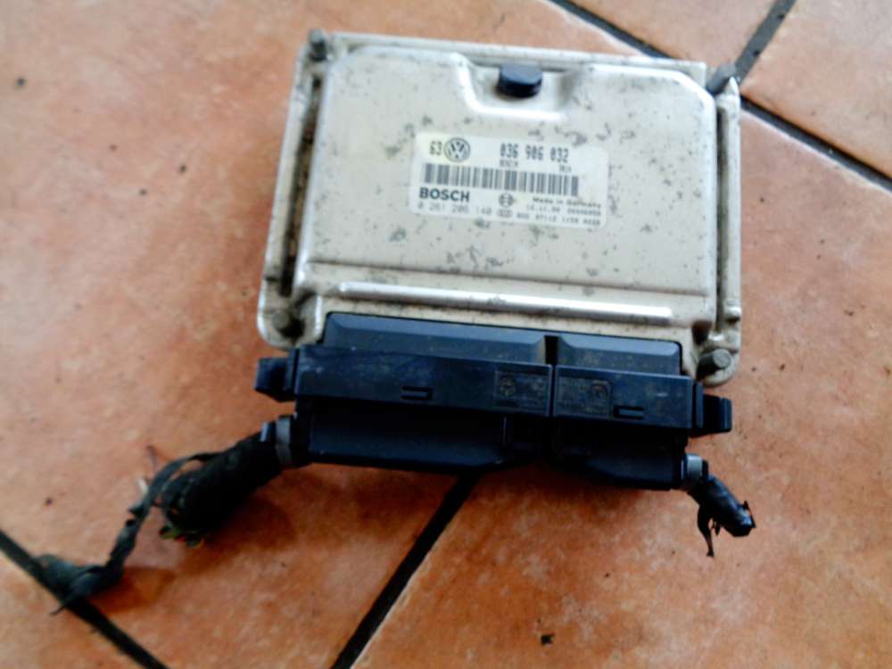 VW Golf IV Motorsteuergerät BOSCH 036906032