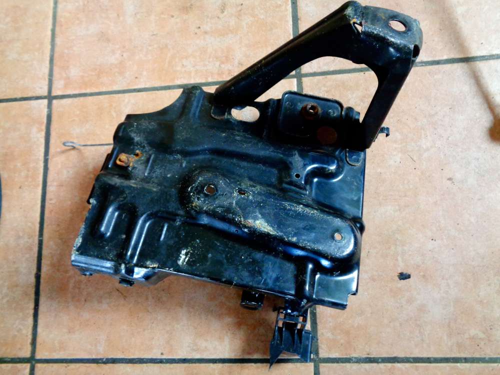 Toyota Aygo Batterie Halter Halterung 537712509