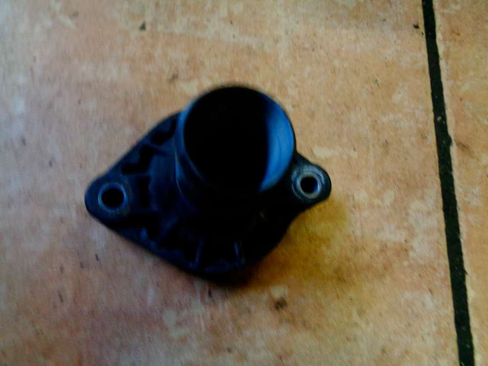Toyota Aygo Kühlwasserflansch Thermostgehäuse