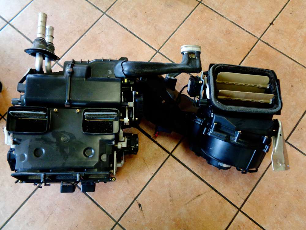 Audi A6 4B Bj:1998 Heizungskasten Gebläsekasten Klimakasten 4B1820005
