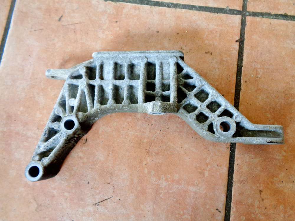 Fiat Punto 199 Bj:2008 1.2L Motorhalter