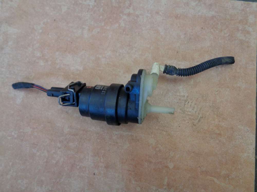 Opel Astra H 1.7 CDTI Bj:08 Waschwasserpumpe Wischwasserpumpe 13248320