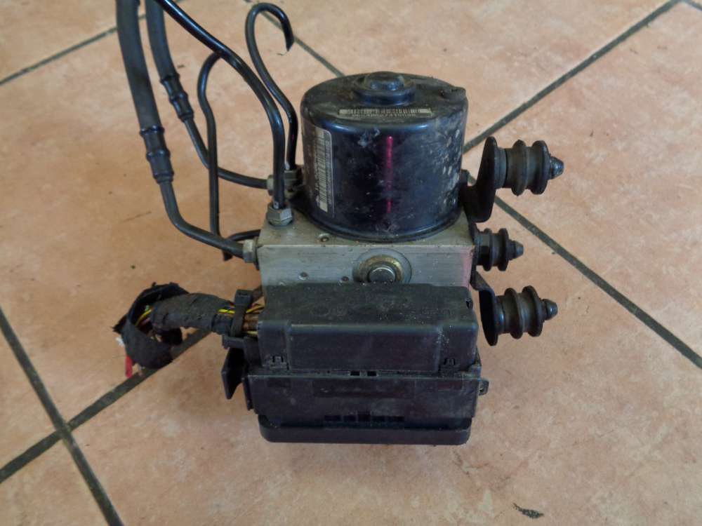 Audi A3 8P Bj:2003 ABS Steuerger?t Hydraulikblock 1K0614517B 1K0907379D
