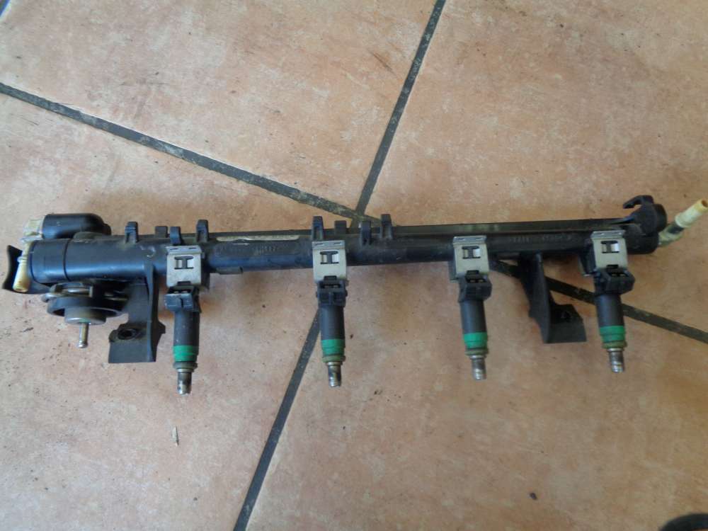 Ford Fusion 1,26L Einspritzleiste Drucksensor Düse 5S6G-9H487AA