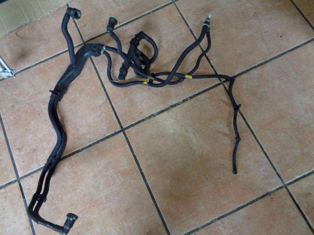 Ford Focus II Kraftstoffleitung Schlauch