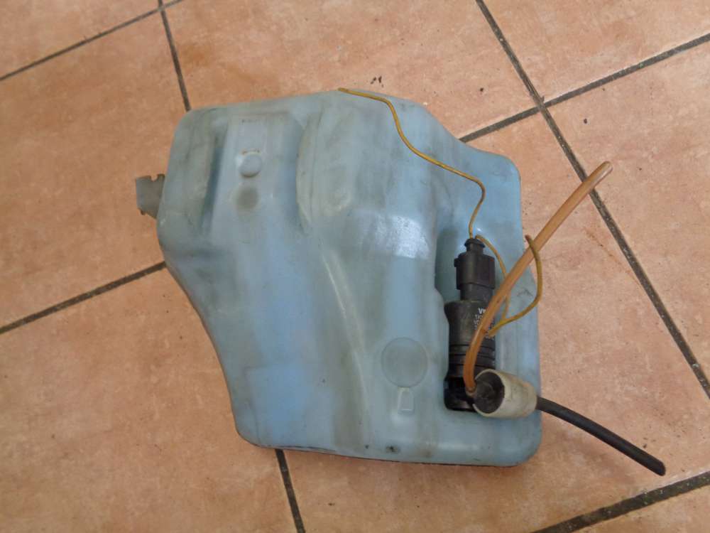 VW Passat 35i Wischwasserbehälter mit Pumpe 357955453B