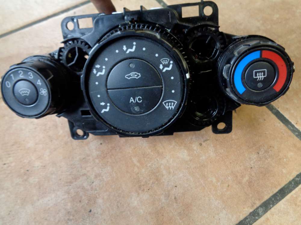 Ford Fiesta VI Klimabedienteil Heizungsregler 8A61-19980-BE