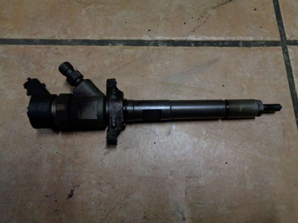 Ford Focus II DA3 Injektor Einspritzdüse 0445110259