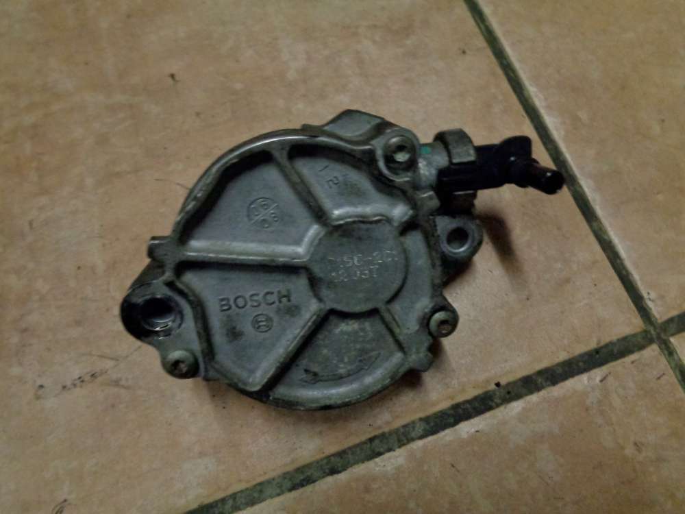 Ford Focus DA3 1,6TDCi Unterdruckpumpe 0156-2C1 1203T